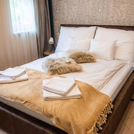 Garden Apartments Σέγκεντ Εξωτερικό φωτογραφία